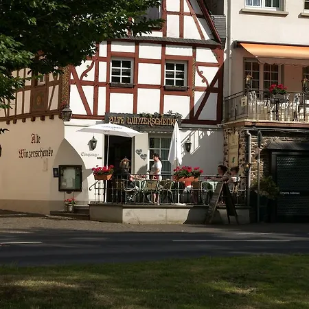 Alte Winzerschenke Pensionat Bruttig-Fankel