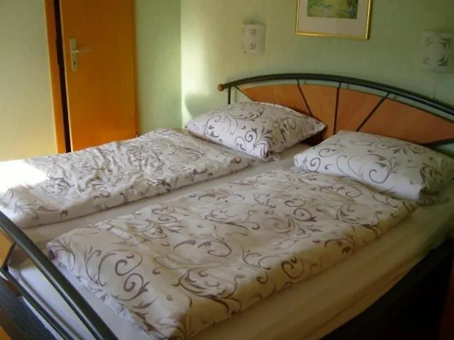 Maison d'hôtes Alte Winzerschenke Bruttig-Fankel